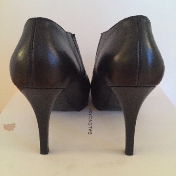 Balenciaga - Round-toe booties US 8 | IT 38 - Picture 4 of 6